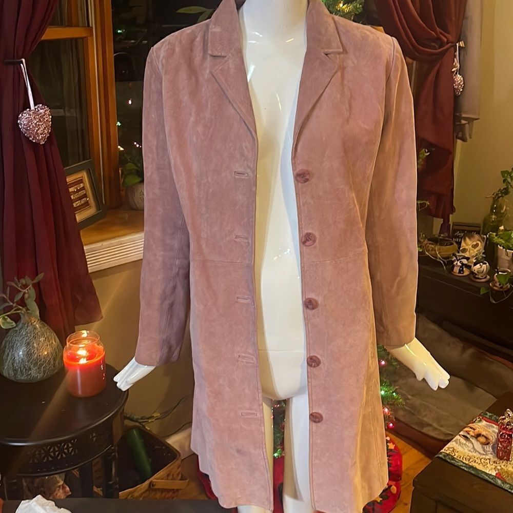 Metro style 5 button long blazer